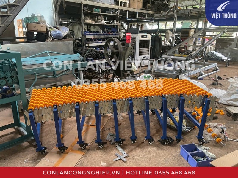 Xưởng sản xuất băng tải con lăn xếp