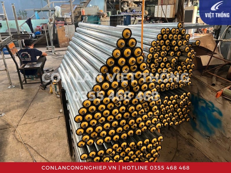 Con lăn trọng lực thép mạ kẽm ép cốc bi nhựa Ø49
