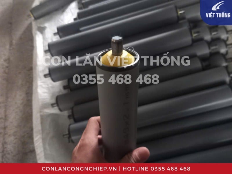 Con lăn nhựa màu xám