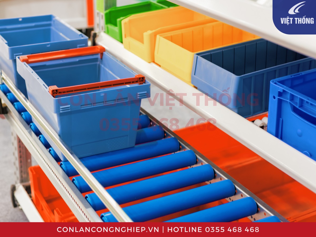 Băng tải con lăn nhựa