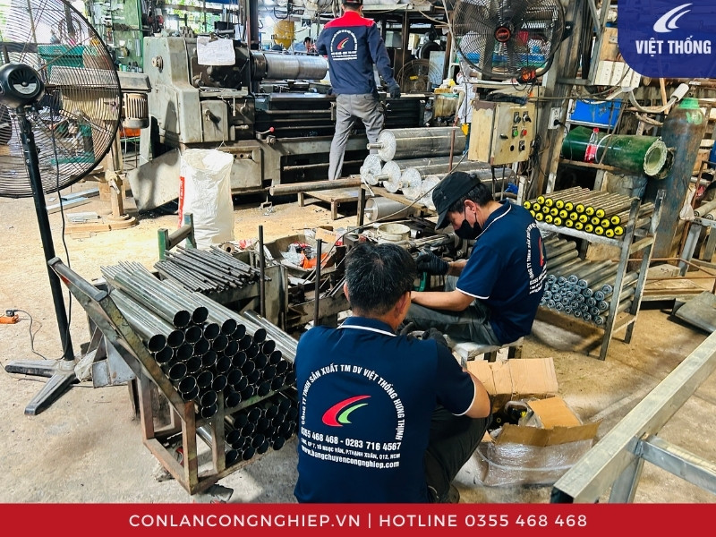 Xưởng sản xuất con lăn inox Việt Thống